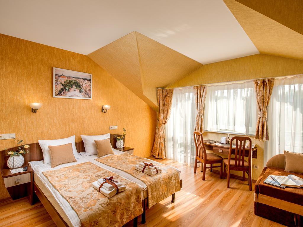Hotel&Spa Pysanka, Готель Писанка, 3 Сауни Та Джакузі - Індивідуальний Відпочинок У Спа Leópolis Habitación foto