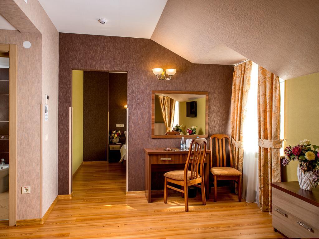 Hotel&Spa Pysanka, Готель Писанка, 3 Сауни Та Джакузі - Індивідуальний Відпочинок У Спа Leópolis Habitación foto