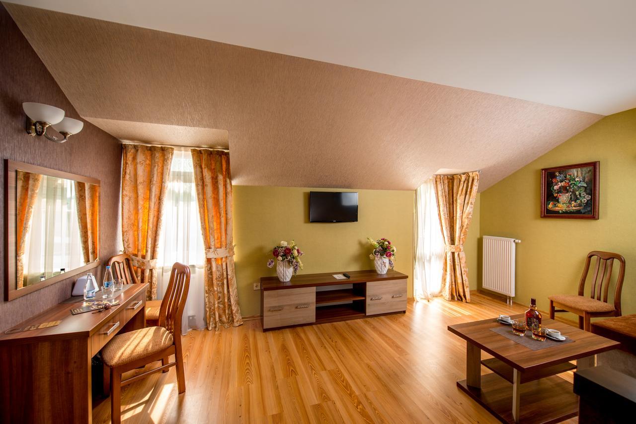 Hotel&Spa Pysanka, Готель Писанка, 3 Сауни Та Джакузі - Індивідуальний Відпочинок У Спа Leópolis Exterior foto
